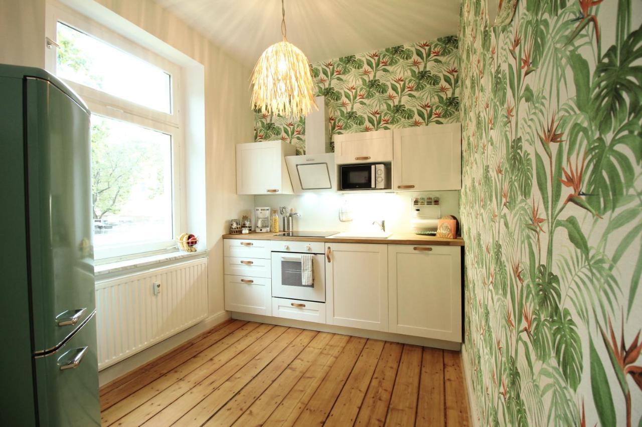Secret Hideaways Tropical Feeling Mit 2 Schlafzimmer Nahe City L Messe L Flughafen L Hbf Duisburg Exterior photo
